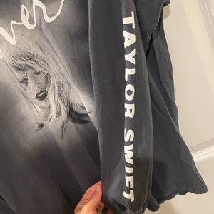 Taylor Swift- Lover Shirt